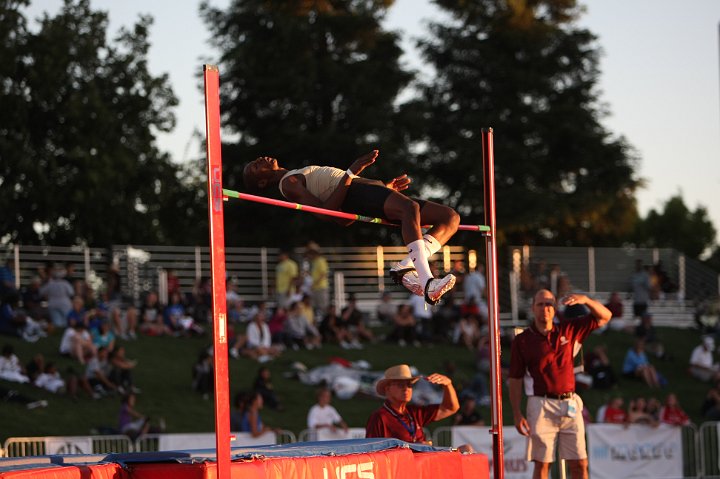 2010 CIF Friday-170.JPG - 2010 CIF Track and Field Championships, June 4-5, Buchanan High School, Clovis, CA.